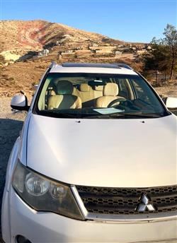 میتسوبیشی ئاوتلاندەر